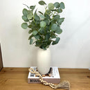 ARRANJO ALTO DE CERÂMICA BRANCO COM EUCALIPTOS VERDE CLARO 62AX32L/CM