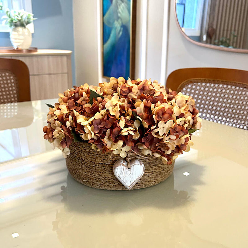 ARRANJO CÍNTIA DE HORTÊNSIAS ENVELHECIDAS E CORAÇÃO 20AX35L/CM