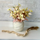 ARRANJO MELINA NO VASO ORGÂNICO OFF WHITE COM FOLHAS OUTONADAS 40AX29L/CM