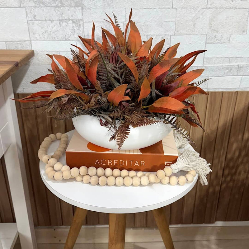 CENTRO DE MESA M BRANCO FOSCO COM FOLHAGENS OUTONADAS 25AX40L/CM