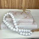 COLAR DECORATIVO MADEIRA COM BOLAS BRANCAS 50CM